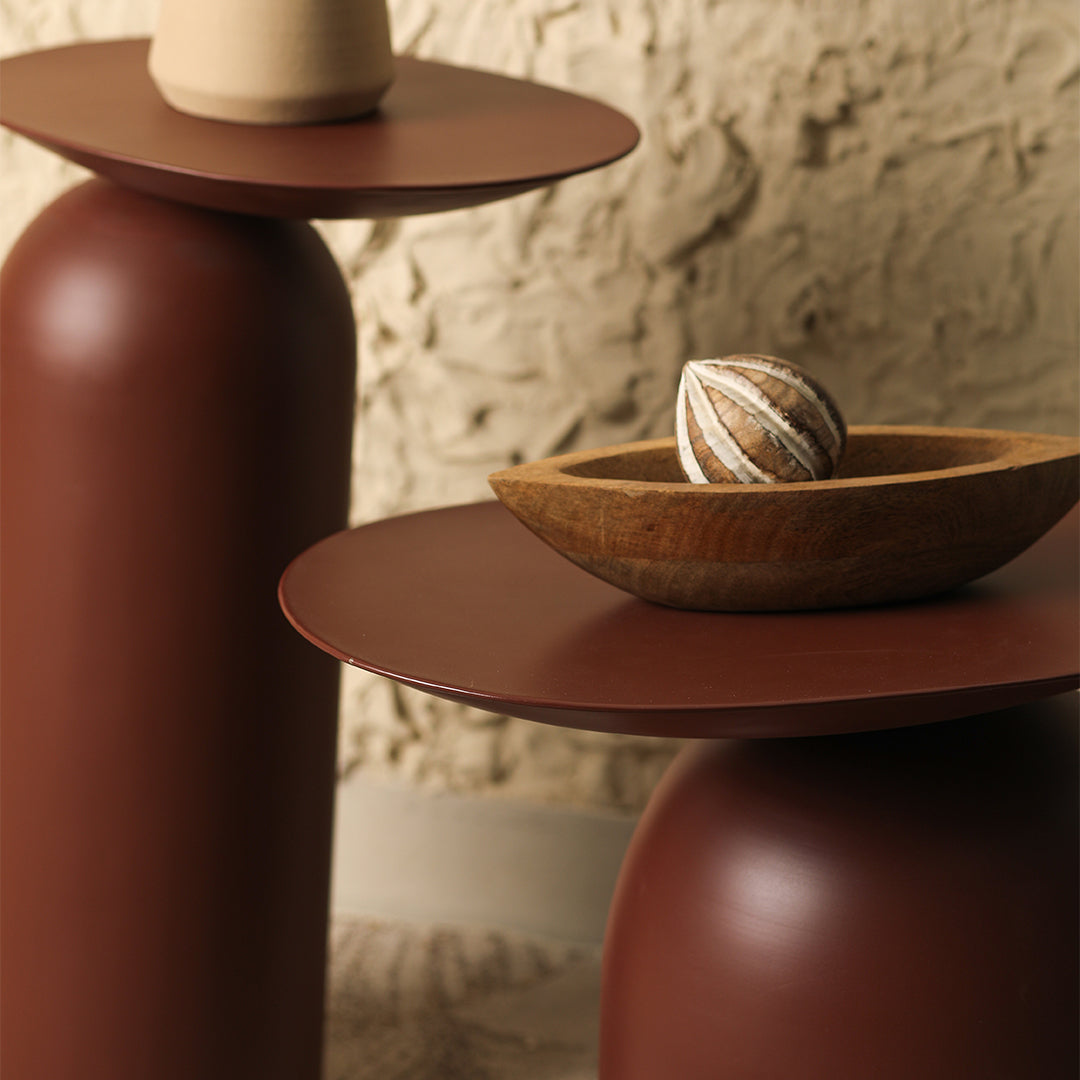 Dolphin Tables Set of 2 Brown