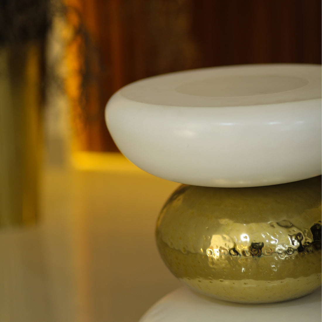 Golden Circle Table White