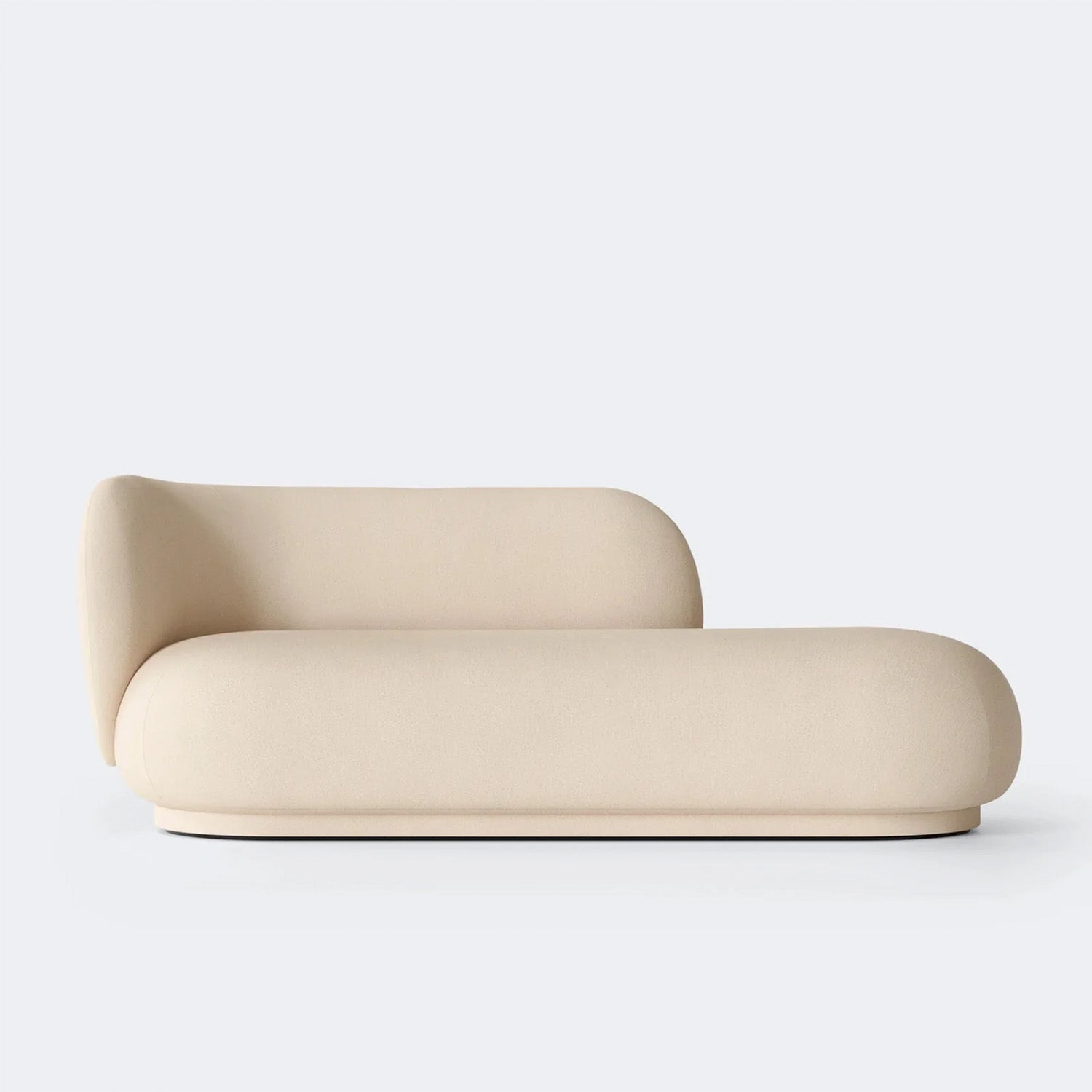 Umbria Sofa in Off White