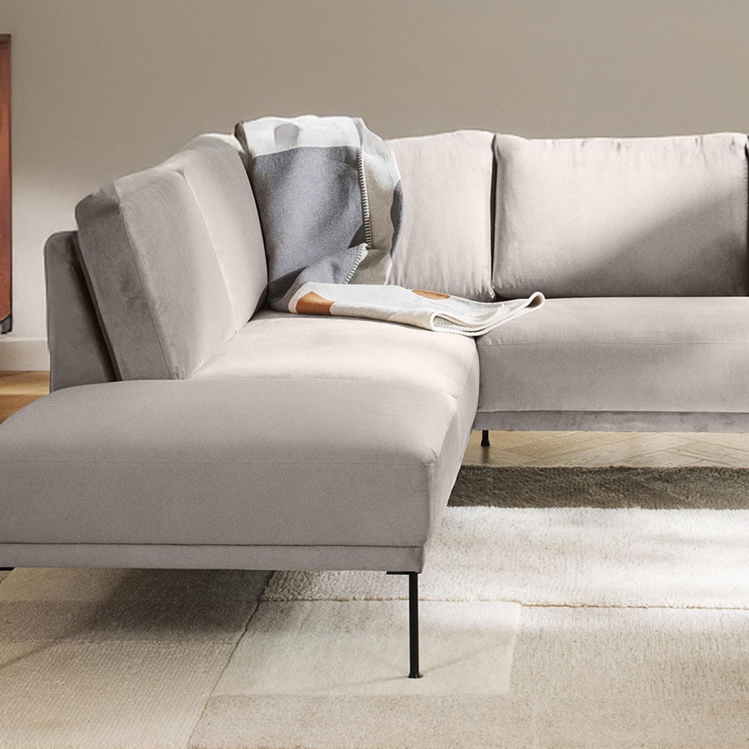 Catania L-Shape Sofa in Beige